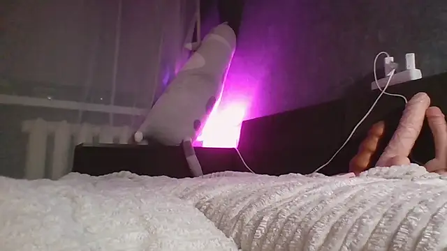 Hungry  Puppy online show from September 2025 05:46:01 PM