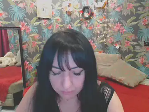 Snapshot of SusanLaNice chatting on December 2024 04:47:01 PM SusanLaNice online show from December 2024 04:47:01 PM