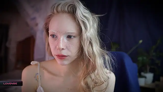  Phantom thread  online show from October 2025 08:14:02 AM