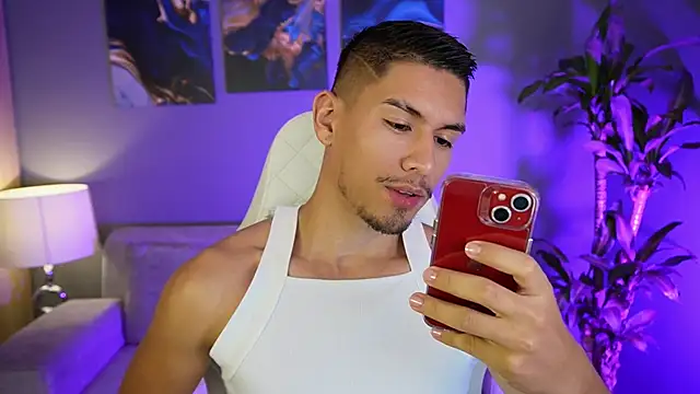 Aaronfox x online show from January 2025 03:05:02 AM