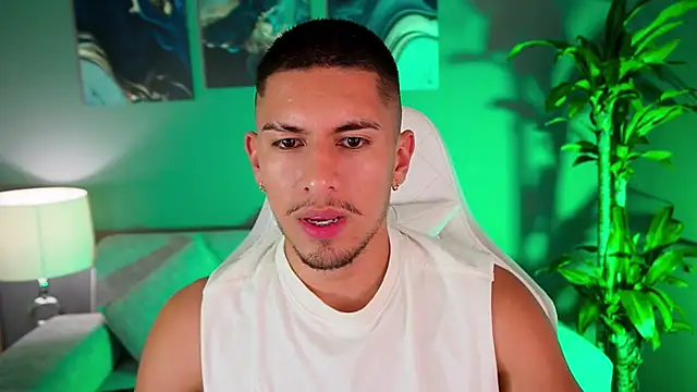 Aaronfox x online show from January 2025 03:24:02 AM