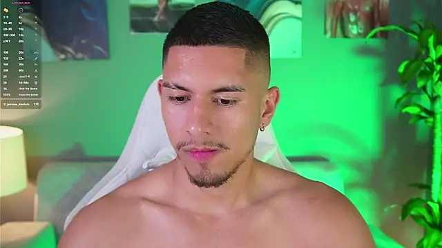 Aaronfox x online show from January 2025 12:52:02 AM