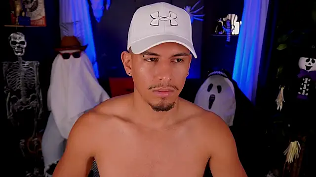 Aaronfox x online show from October 2025 01:23:01 PM