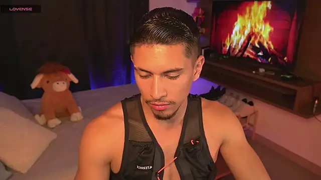 Aaronfox x online show from May 2026 10:29:01 PM