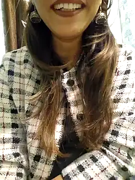 Snapshot of MIss-Naina chatting on December 2024 07:03:02 PM MIss-Naina online show from December 2024 07:03:02 PM