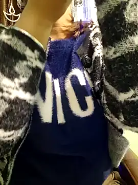 Snapshot of MIss-Naina chatting on January 2025 10:41:02 AM MIss-Naina online show from January 2025 10:41:02 AM