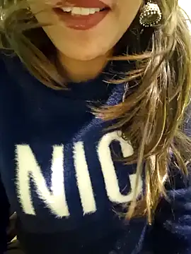 Snapshot of MIss-Naina chatting on January 2025 03:07:02 AM MIss-Naina online show from January 2025 03:07:02 AM