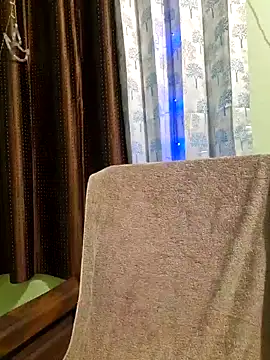 Snapshot of MIss-Naina chatting on January 2025 12:19:02 PM MIss-Naina online show from January 2025 12:19:02 PM