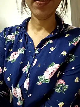 Snapshot of MIss-Naina chatting on February 2025 04:53:01 PM MIss-Naina online show from February 2025 04:53:01 PM