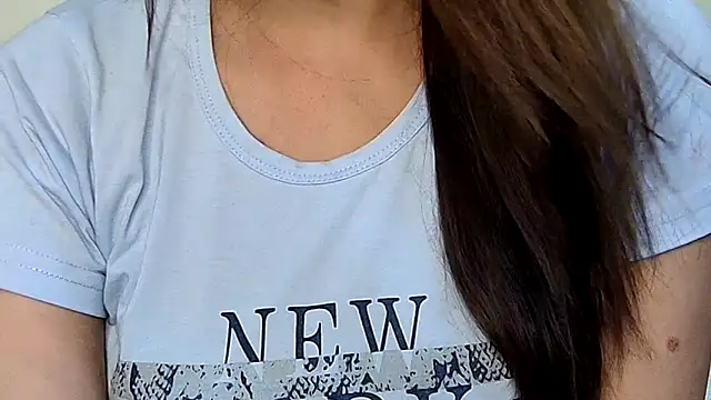 Snapshot of MIss-Naina chatting on October 2025 09:52:01 AM MIss-Naina online show from October 2025 09:52:01 AM