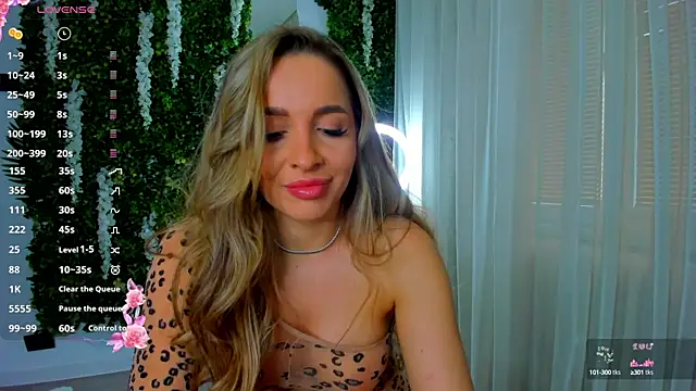 Snapshot of VivienCarter chatting on February 2025 11:12:01 AM VivienCarter online show from February 2025 11:12:01 AM