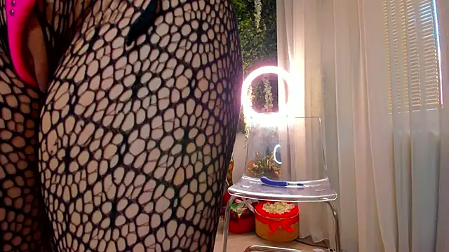 Snapshot of VivienCarter chatting on March 2025 12:56:01 PM VivienCarter online show from March 2025 12:56:01 PM