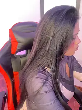 Snapshot of hurren_pasha chatting on December 2024 07:46:02 PM hurren pasha online show from December 2024 07:46:02 PM