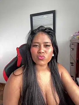 Snapshot of hurren_pasha chatting on December 2024 07:52:02 PM hurren pasha online show from December 2024 07:52:02 PM