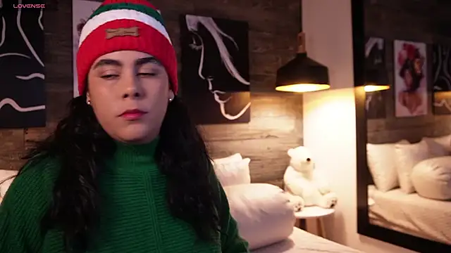 Snapshot of DanyAndAlexa chatting on December 2024 12:11:02 PM DanyAndAlexa online show from December 2024 12:11:02 PM