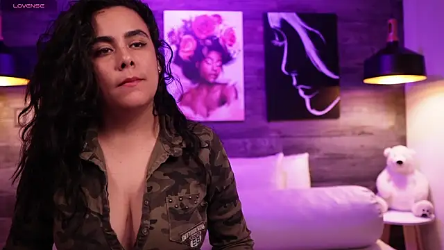 Snapshot of DanyAndAlexa chatting on January 2025 03:47:01 PM DanyAndAlexa online show from January 2025 03:47:01 PM