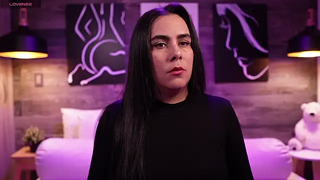 Snapshot of DanyAndAlexa chatting on January 2025 01:38:01 PM DanyAndAlexa online show from January 2025 01:38:01 PM