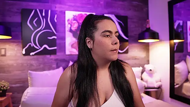 Snapshot of DanyAndAlexa chatting on March 2025 12:45:01 PM DanyAndAlexa online show from March 2025 12:45:01 PM