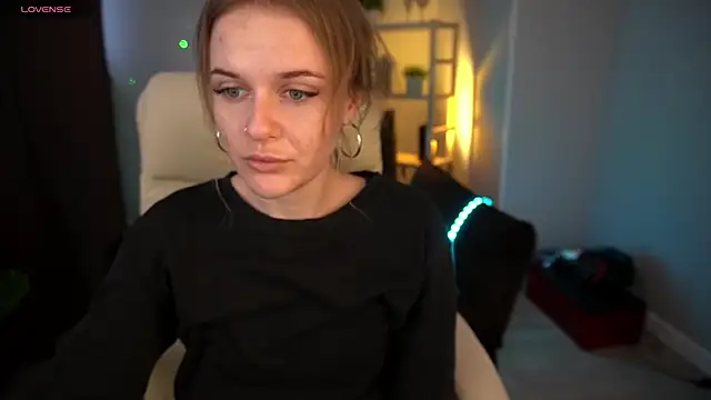 MaribelRiverr  online show from December 2024 06:21:01 AM