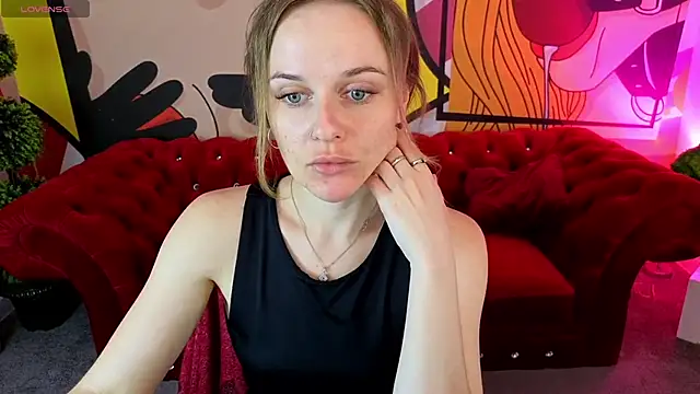 Snapshot of MaribelRiverr_ chatting on June 2026 05:19:02 AM MaribelRiverr online show from June 2026 05:19:02 AM