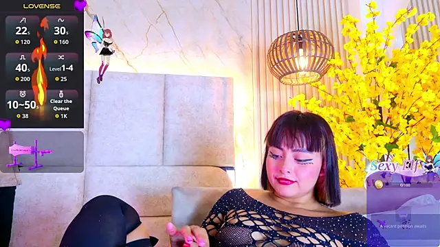KimVelezz online show from May 2026 07:09:02 PM