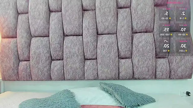 britanny-collyns online show from November 2025 07:37:01 PM