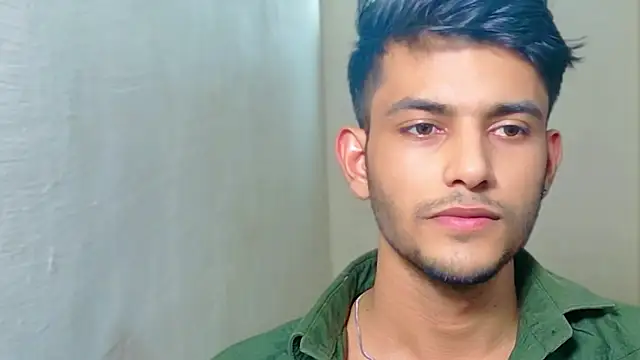 kingkartik7 online show from December 2025 10:02:01 AM