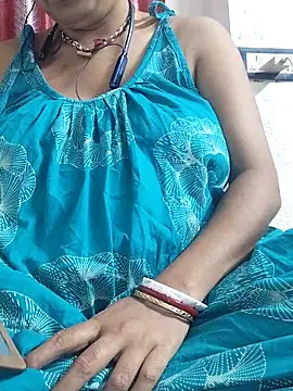 miss-Riy online show from May 2026 05:18:01 PM