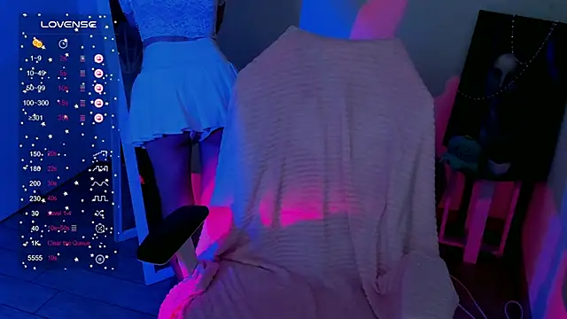 Fire Bestie online show from December 2024 04:50:01 PM