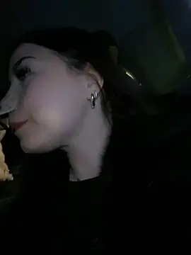 Snapshot of Chloe__Moon chatting on December 2024 07:18:01 PM Chloe Moon online show from December 2024 07:18:01 PM