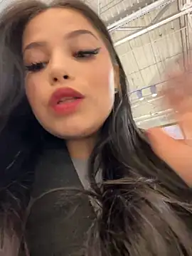 Snapshot of Chloe__Moon chatting on March 2025 03:09:01 PM Chloe Moon online show from March 2025 03:09:01 PM