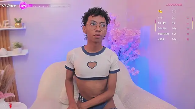 Snapshot of Angel__sweet18 chatting on January 2026 09:57:02 AM Angel sweet18 online show from January 2026 09:57:02 AM