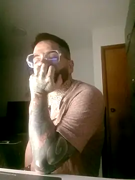 Samuel-334 online show from May 2026 05:15:01 AM