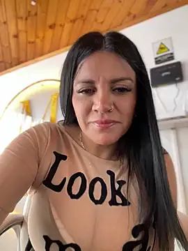 Milff parkerrr online show from February 2025 03:56:02 PM