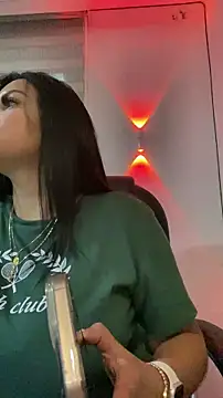 Milff parkerrr online show from December 2025 10:29:01 PM