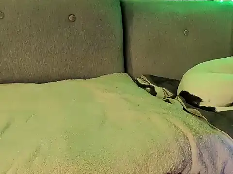 Snapshot of jonhcarrie chatting on October 2025 01:40:01 AM jonhcarrie online show from October 2025 01:40:01 AM