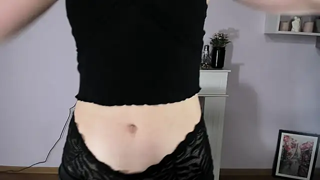 Snapshot of tease_denise chatting on February 2025 10:14:02 PM tease denise online show from February 2025 10:14:02 PM