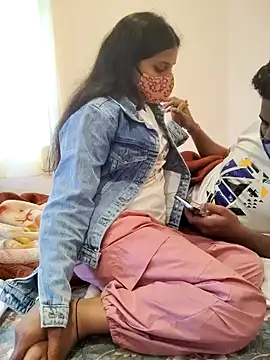 Snapshot of Palak_4u chatting on February 2025 03:10:02 AM Palak 4u online show from February 2025 03:10:02 AM