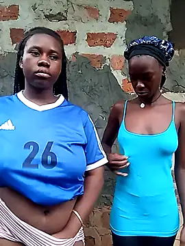 Snapshot of Sassy_boobs21 chatting on February 2026 04:43:01 AM Sassy boobs21 online show from February 2026 04:43:01 AM