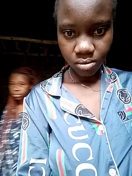 Black juicy24 online show from November 2025 04:27:01 AM