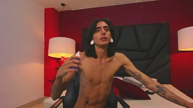 Snapshot of Matthew_Dixonn chatting on December 2024 09:51:02 AM Matthew Dixonn online show from December 2024 09:51:02 AM