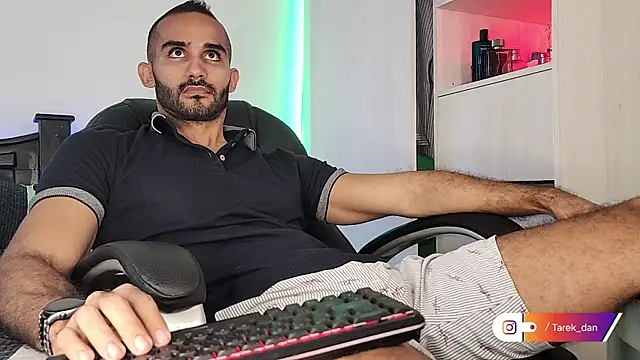 orion1993 online show from February 2025 01:08:01 PM