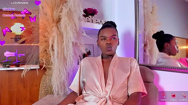 CamiEstrada online show from February 2025 01:05:02 AM