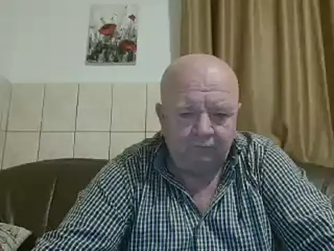 Snapshot of fullballs6 chatting on February 2025 02:40:02 AM fullballs6 online show from February 2025 02:40:02 AM