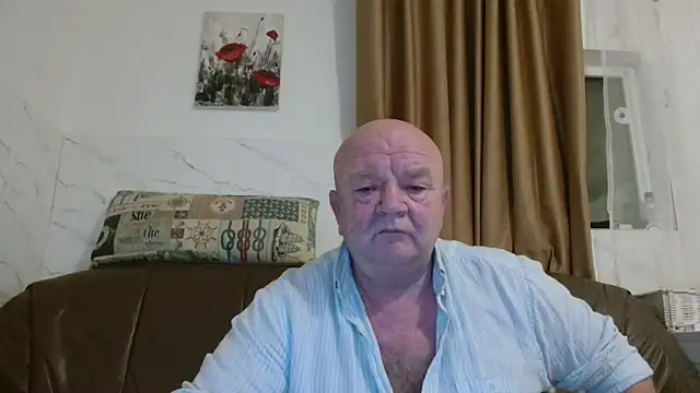 Snapshot of fullballs6 chatting on January 2026 04:16:01 AM fullballs6 online show from January 2026 04:16:01 AM