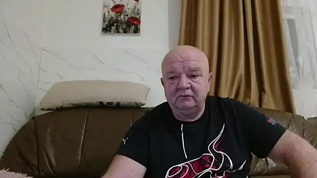 Snapshot of fullballs6 chatting on March 2026 03:30:01 AM fullballs6 online show from March 2026 03:30:01 AM