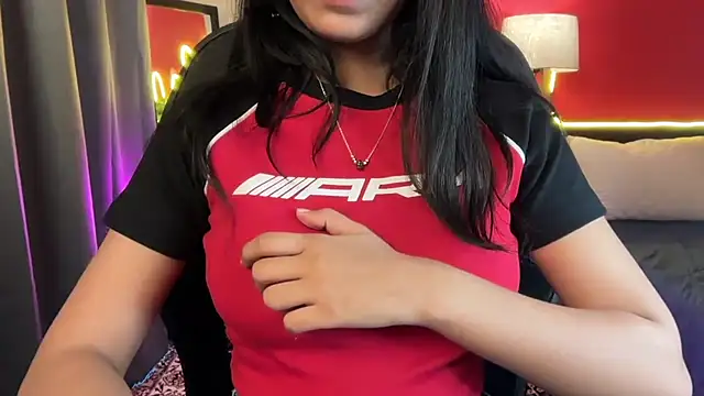 Snapshot of simrann_69 chatting on October 2025 01:17:02 AM simrann 69 online show from October 2025 01:17:02 AM