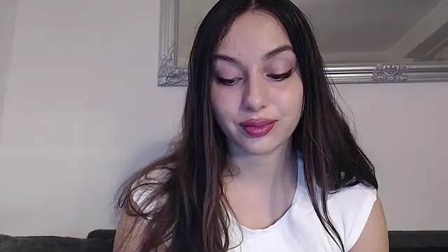 courtneyPerfect online show from December 2024 07:47:01 AM