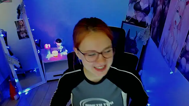 Snapshot of Rudy_02 chatting on December 2024 02:01:02 AM Rudy 02 online show from December 2024 02:01:02 AM