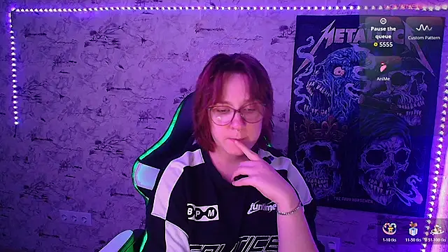 Rudy 02 online show from March 2026 10:05:02 PM